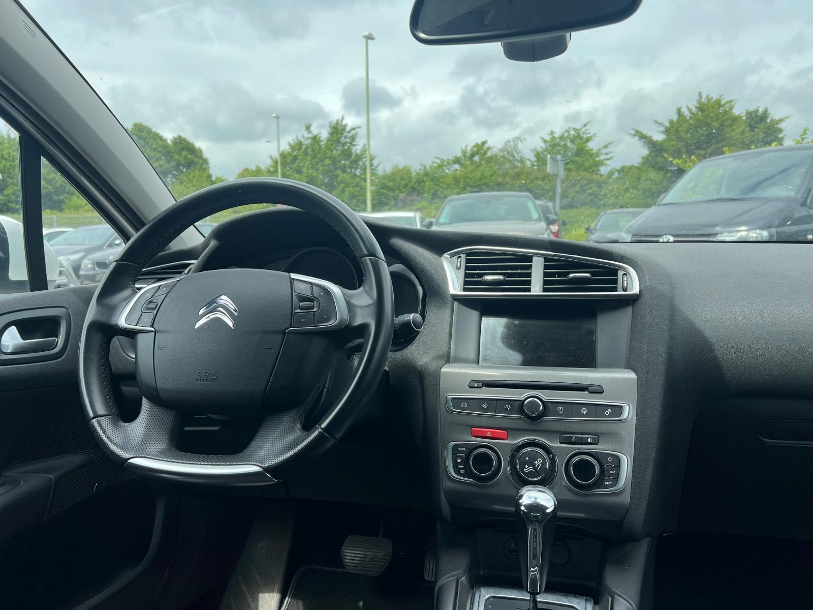 Citroën C4 1.2i AUTOMATIK MIT ERST 88TKM!