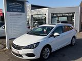 Opel Astra K ST Elegance/LED/Navi/Leder/Tempo./Kamera - Opel Astra mit Benzin-Antrieb: Weiß, Kombi