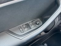 SKODA Karoq 1.5 TSI DSG Selection PANO KAM AHK 5JGAR bei Autohaus Landmann & Maier OHG