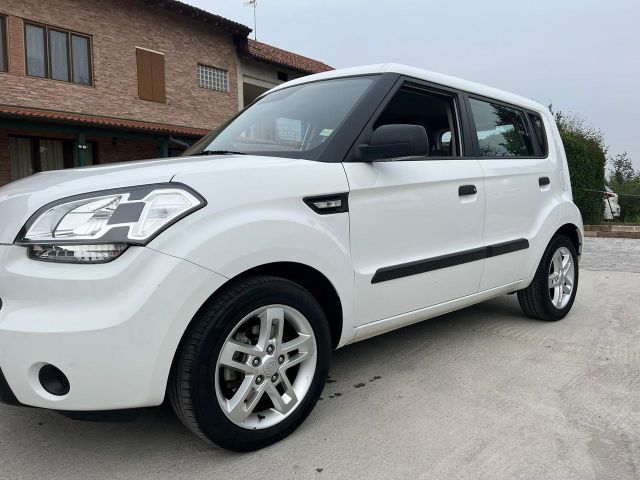 Kia Soul 1.6 CRDi VGT Active neopatentati