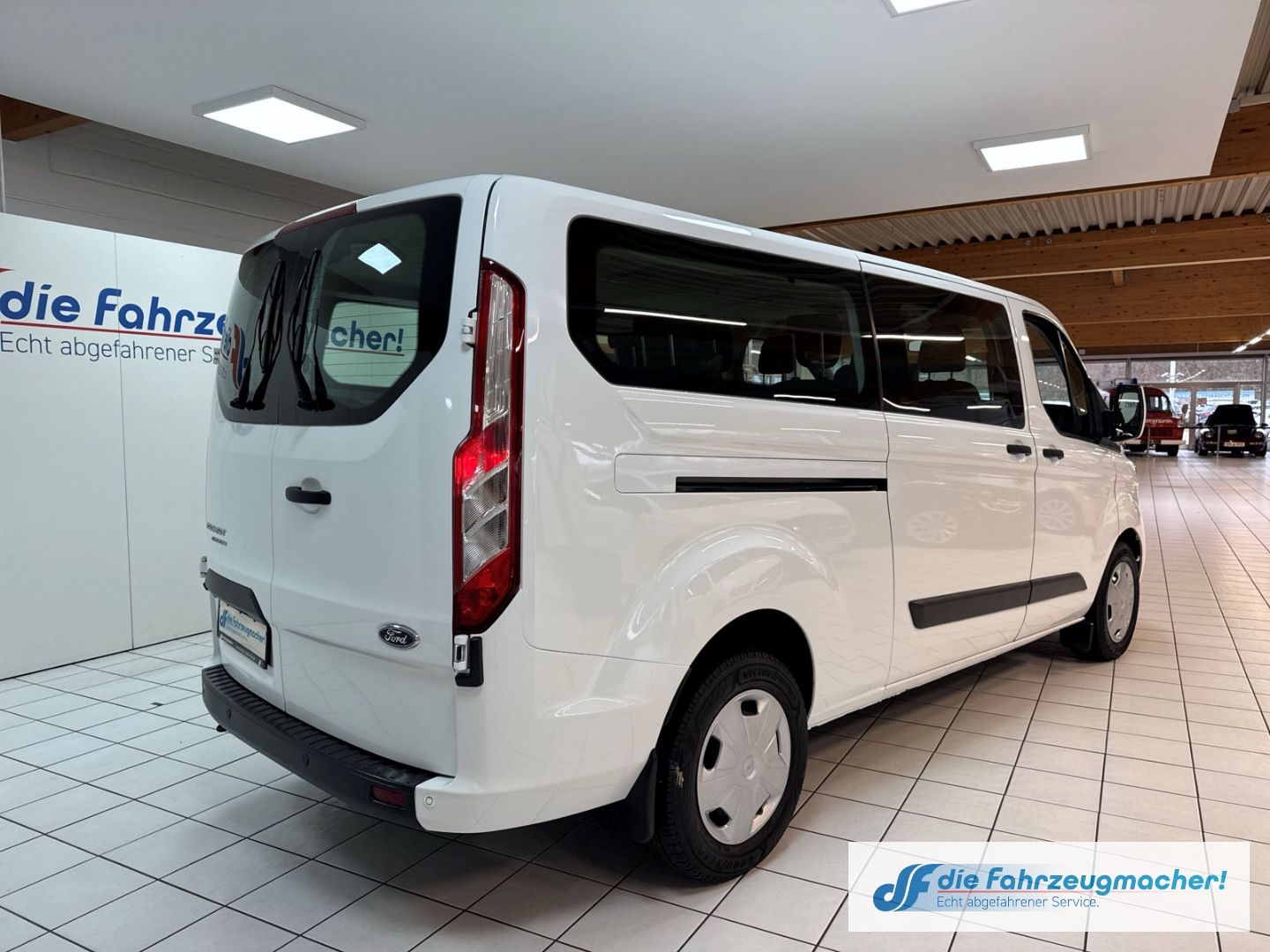 Fahrzeugabbildung Ford Transit Custom Tourneo Kombi 320 L2 Trend Dyn. K