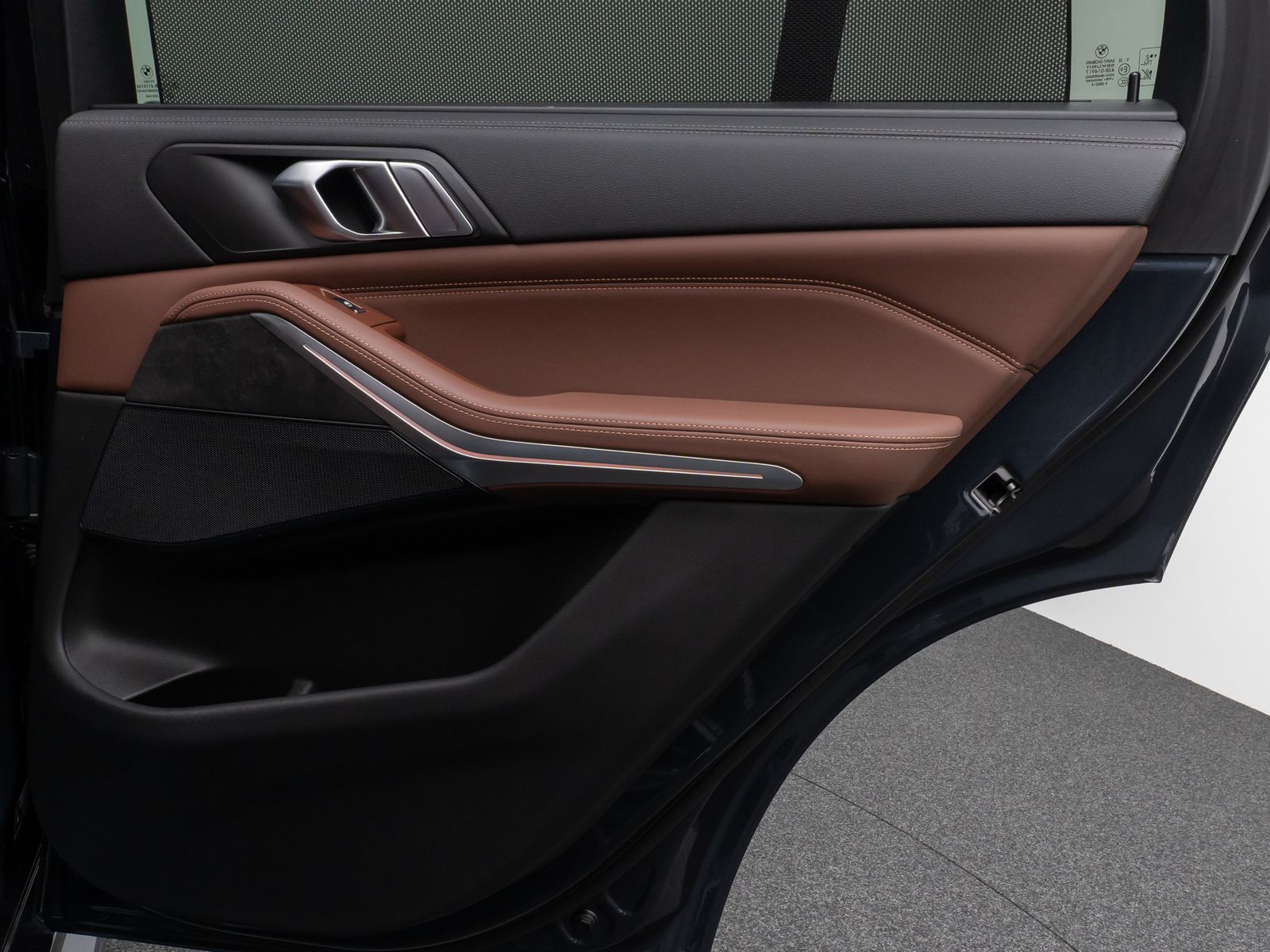 Fahrzeugabbildung BMW X5 xD30d M Sport Laser DAB HiFi AHK DiplayKey