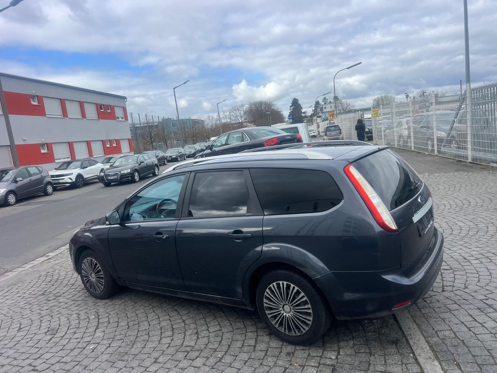 Ford Focus 2008 — photo 10