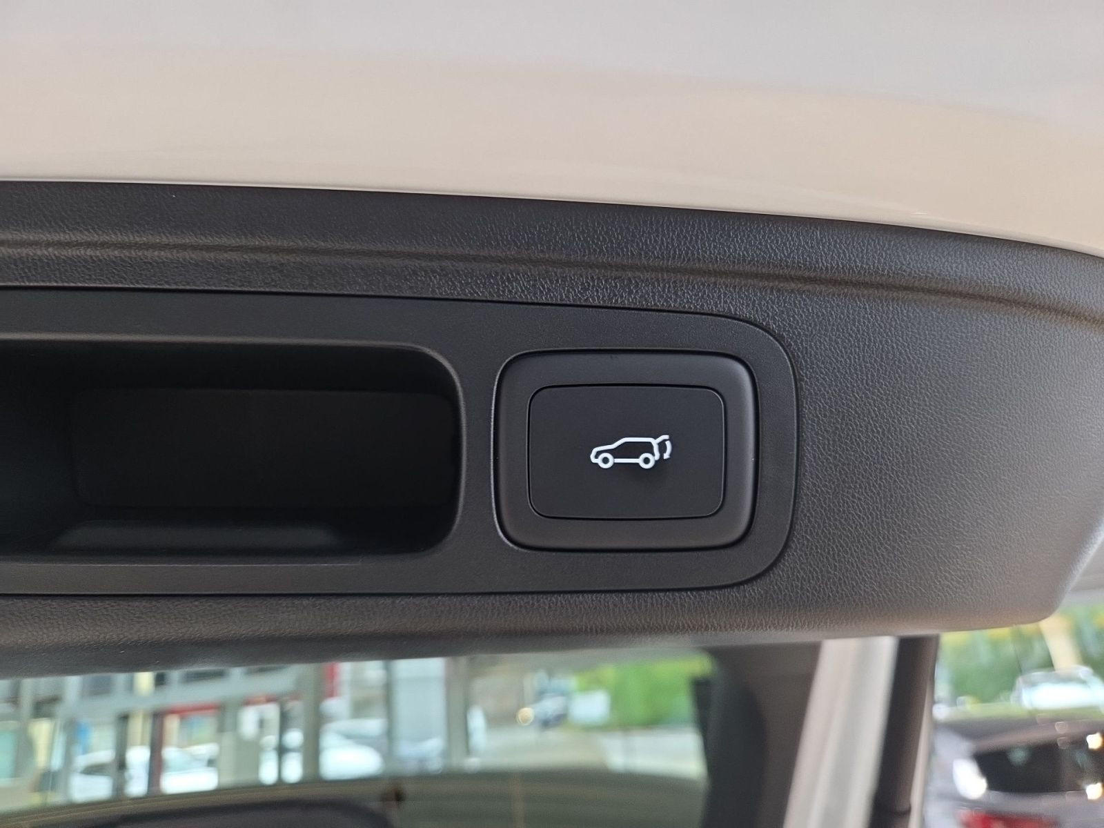 Fahrzeugabbildung MG HS 1.5 GDI Hybrid+ Luxury Autom. *NAVI*KLIMA*SIT