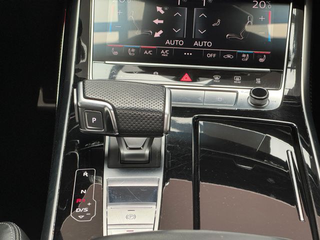 Audi SQ8*Quattro*