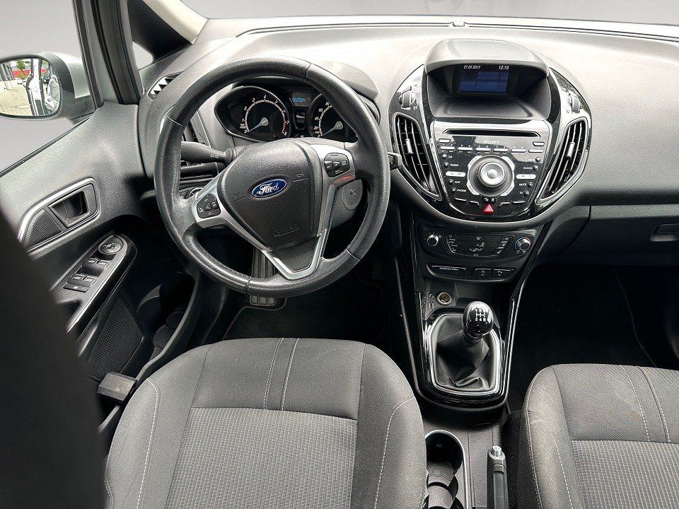 Fahrzeugabbildung Ford B-MAX 1.0i 125PS EcoBoost Titanium