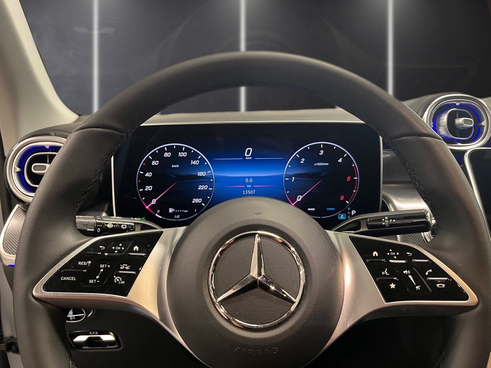 Fahrzeugabbildung Mercedes-Benz GLC 220 d 4M Avantgarde*Kamera*Totwinkel*Ambient