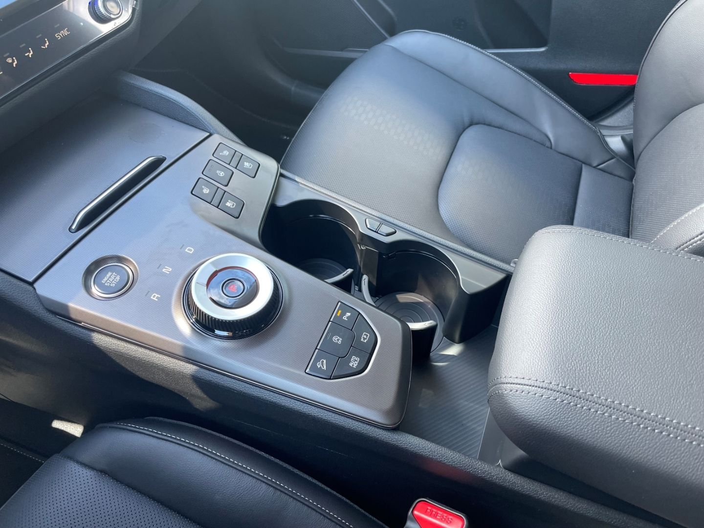 Fahrzeugabbildung Kia Sportage Spirit Sitzbelüftung, 360Kamera, HeadUp
