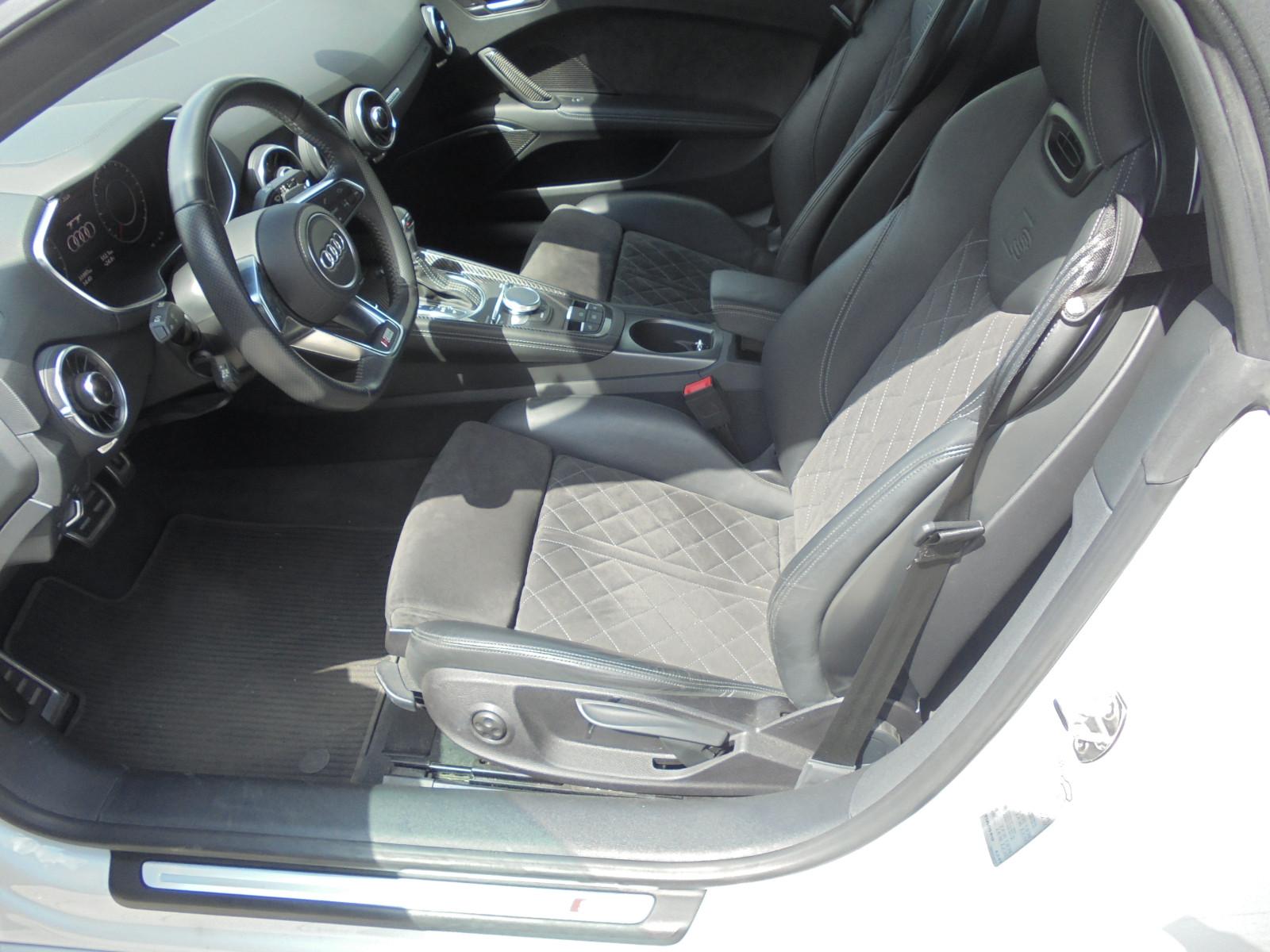 Audi TT Roadster 2.0 TFSI quattro S-Line Competition