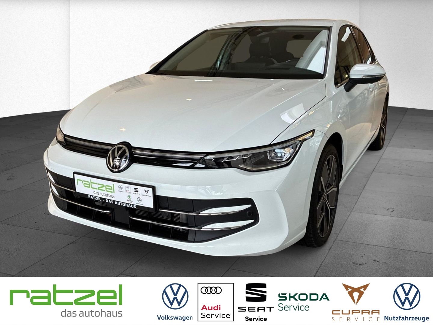 Fahrzeugabbildung Volkswagen Golf VIII 1.5 TSI Style HUD AHK Navi Memory Kame