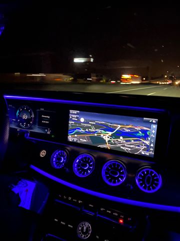 MERCEDES-BENZ E 200 d Autom. -