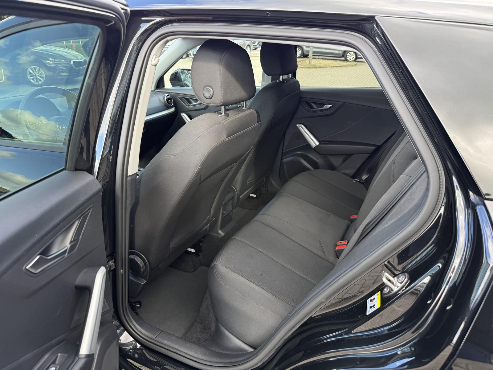 Audi Q2 35 TFSI Advanced,R-Kamera,Kessy,Navi,2-Zonen