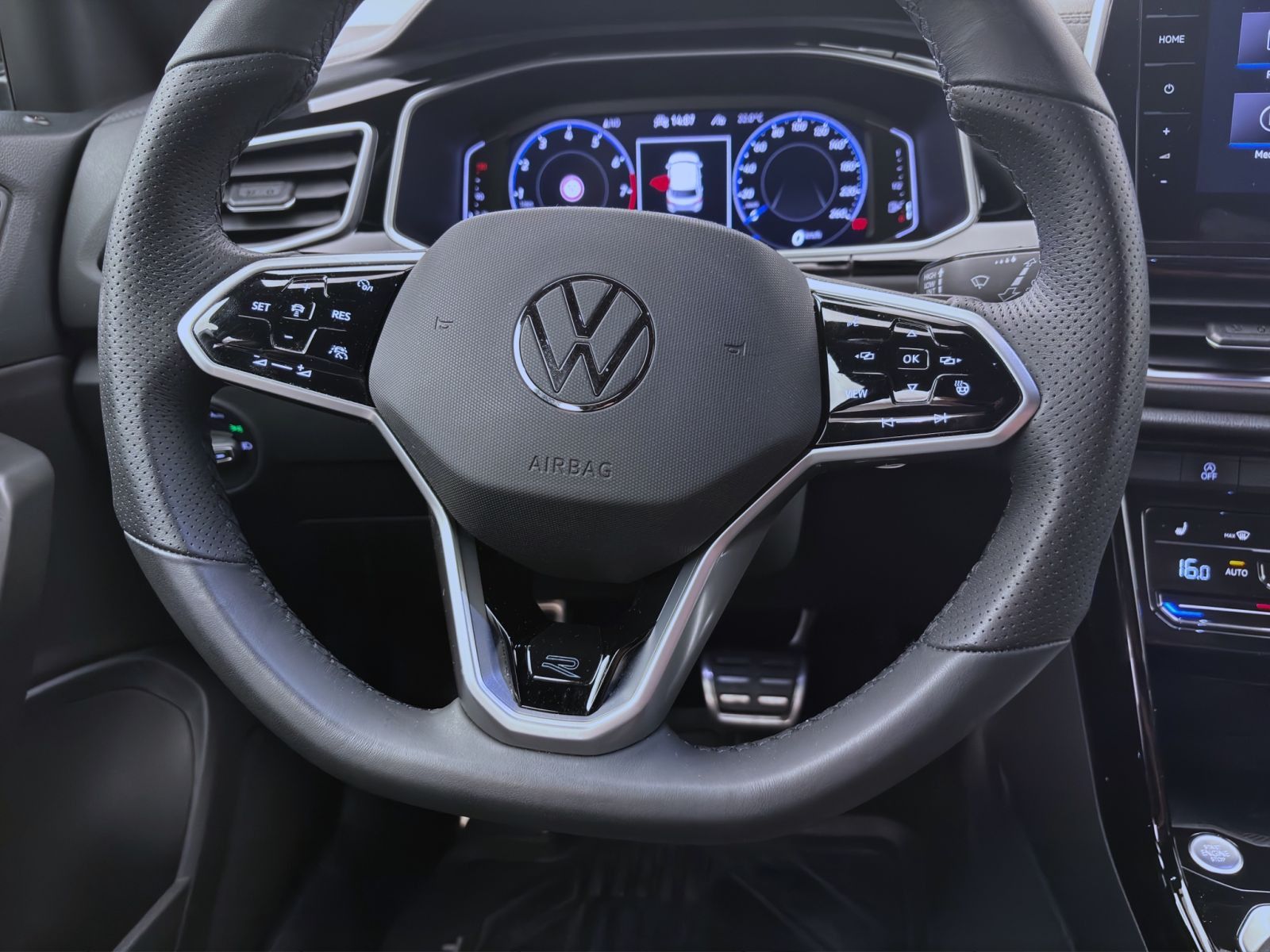 Volkswagen T-Roc - Bild 13