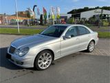 Mercedes-Benz E 320 CDI 4MATIC AVANTGARDE Avantgarde - Mercedes-Benz E 320: 4matic