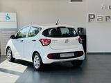 Hyundai i10 Pure - Hyundai i10: Pure