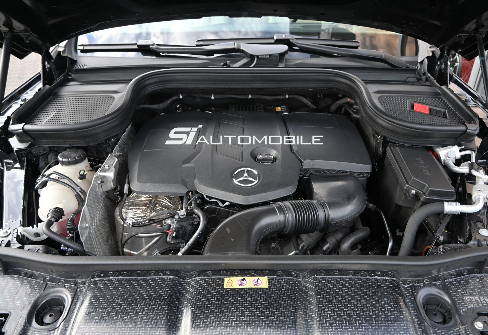 Fahrzeugabbildung Mercedes-Benz GLE 350 de 4MAT. AMG LINE °NIGHT°UVP 110.015€°