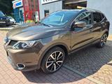 Nissan Qashqai 1.6 dCi DPF Xtronic Tekna + TOP - Nissan Qashqai in Chemnitz
