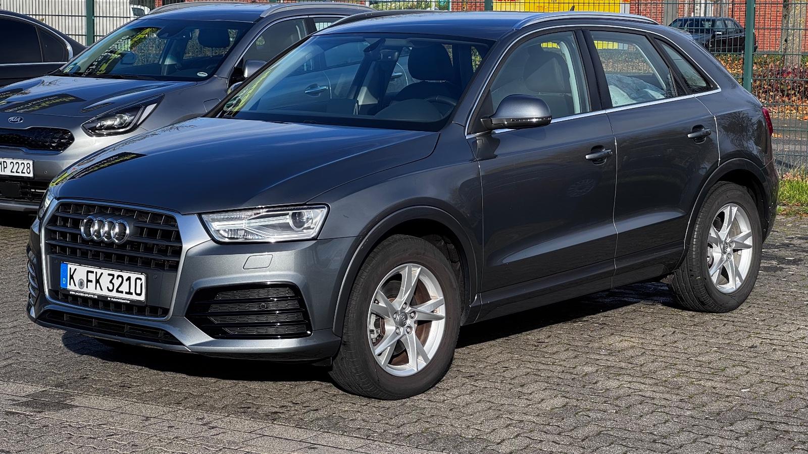 Audi Q3 sport 2.0 TDI S-Line AHK NAVI Keyless