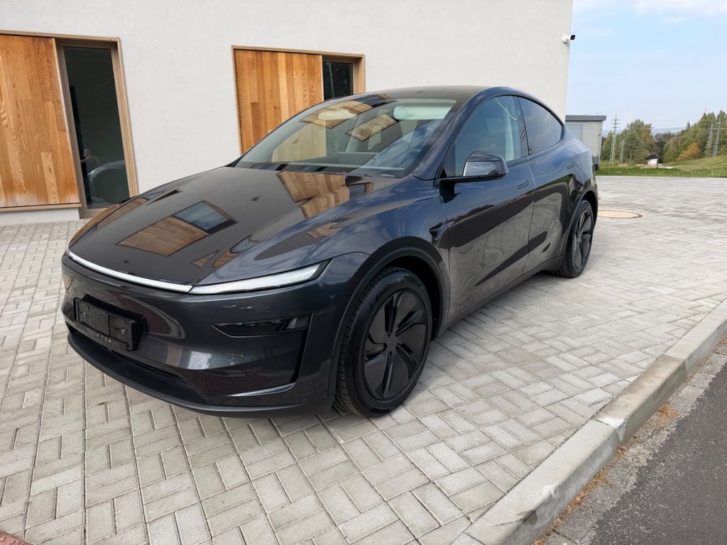 Image of Tesla Model Y