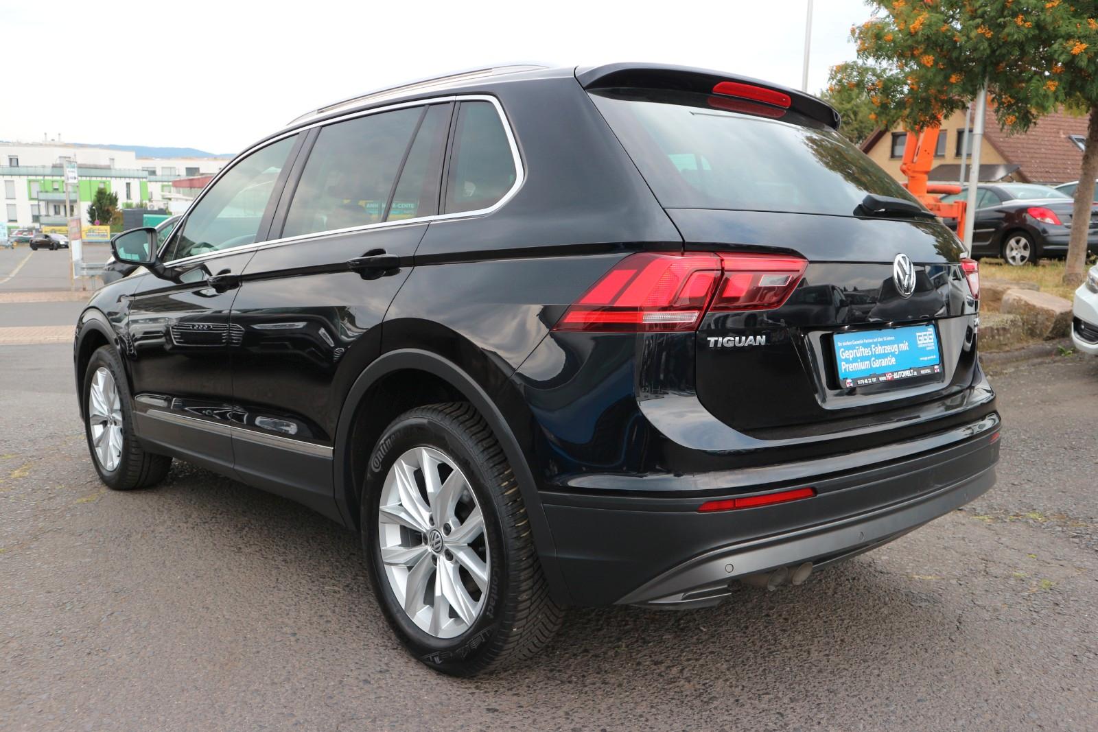Volkswagen Tiguan 4Motion DSG Navi ACC PDC AHK CarPlay Spur