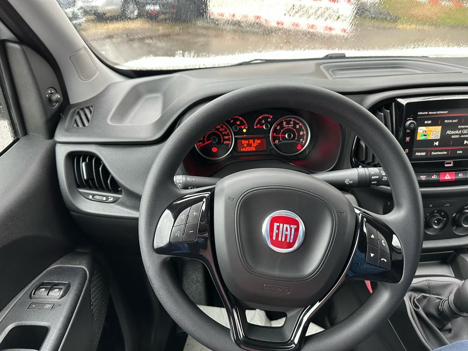 Fahrzeugabbildung Fiat Doblo 1.6 SX 3 Sitze NAVI KAMERA GARANTIE 12/202
