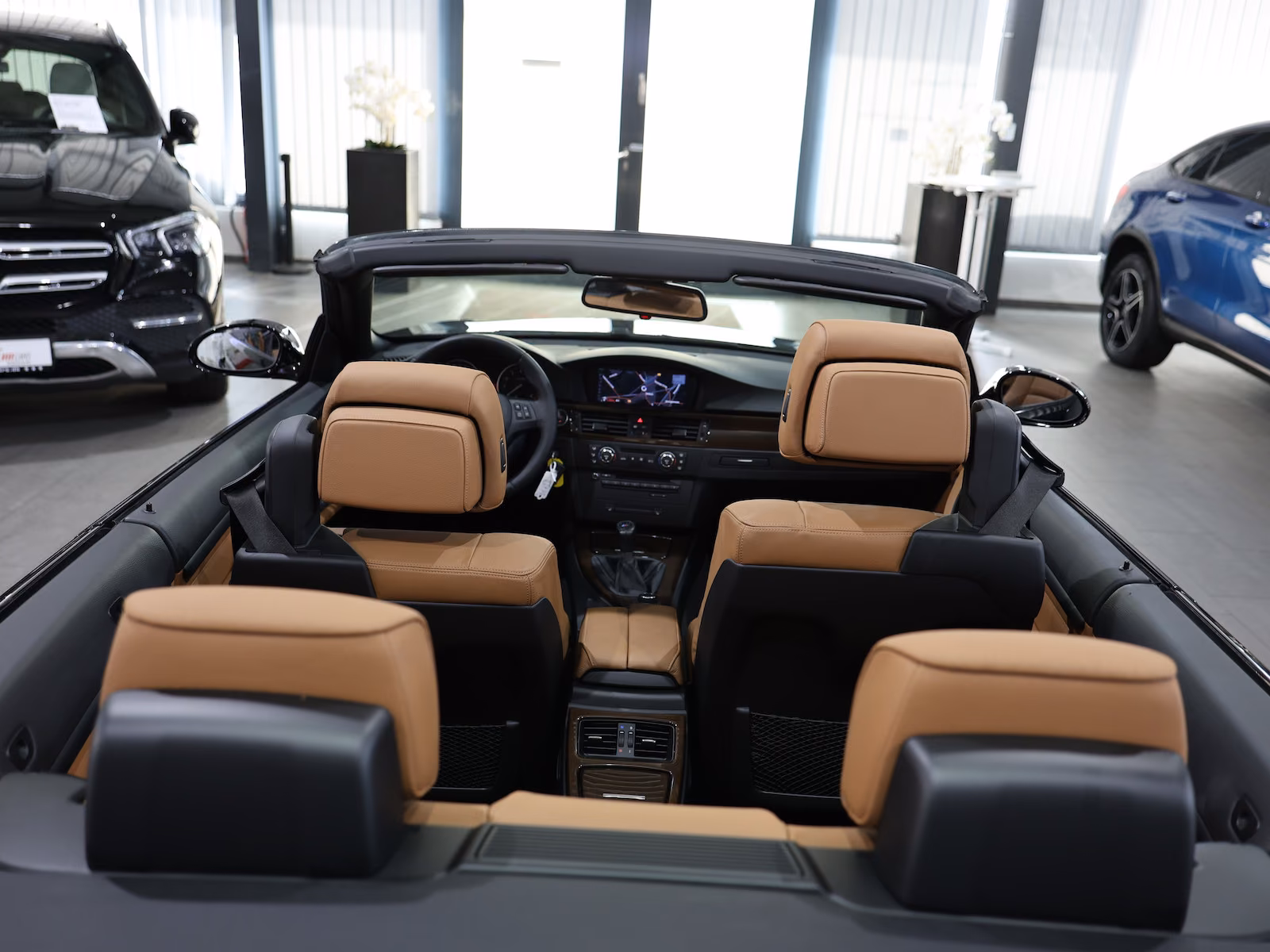 BMW 325i CABRIO SPORT SHADOW 1.HAND / BLACK & BROWN