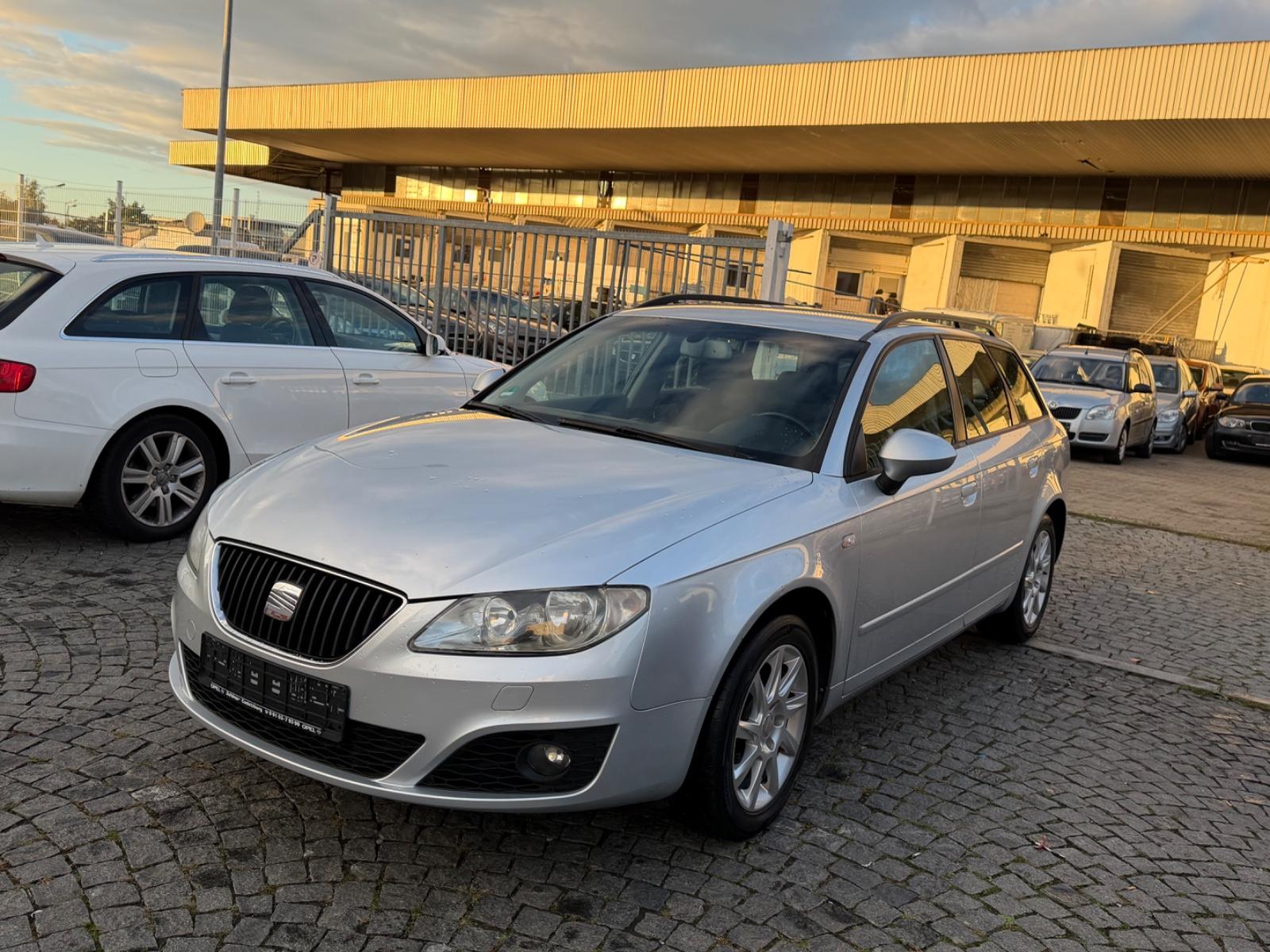Seat Exeo 2010 — rear view