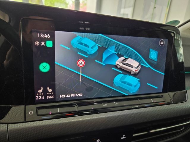 Golf VIII Active 2.0 TDI LED+ NAV ACC APP SIDE