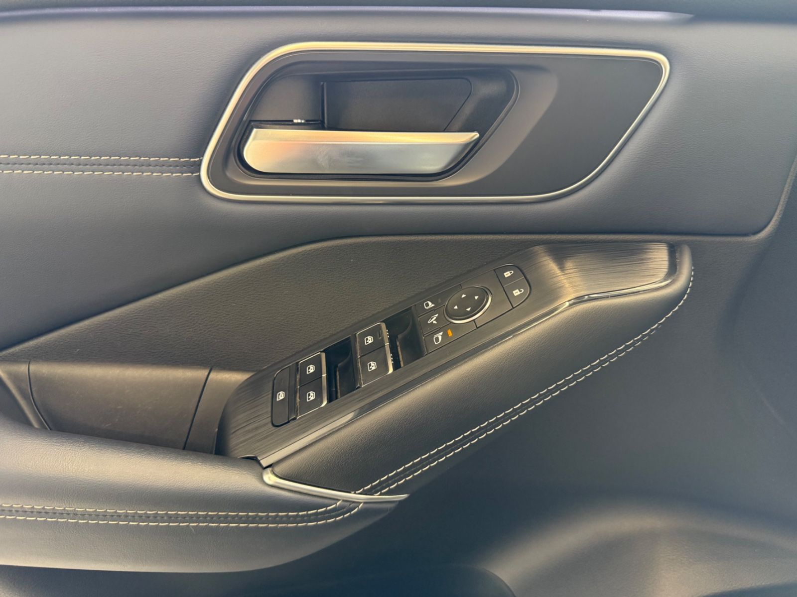Fahrzeugabbildung Nissan Qashqai Tekna ALLRAD, 360° Kamera, Navi, WP.