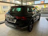 Volkswagen Tiguan Highline 4Motion DSG*ACC*AHK*LED*NAVI* - Volkswagen Tiguan mit Diesel-Antrieb: Allradantrieb, Geländewagen