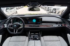 BMW 740 – 14 / 33