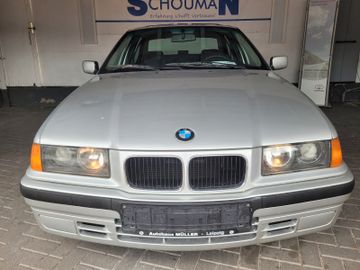 BMW 320 - 11