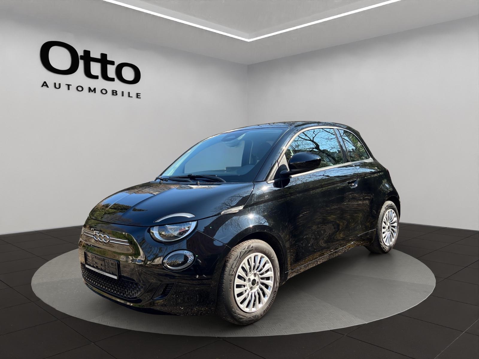 Fiat 500e | schwarz | CarPlay | wenig KM | 12/2022