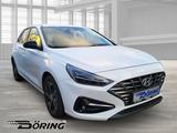 Hyundai i30 Intro Edition 1.5 Turbo Automatik 160 PS Mil - Hyundai i30 Intro mit Benzin-Antrieb