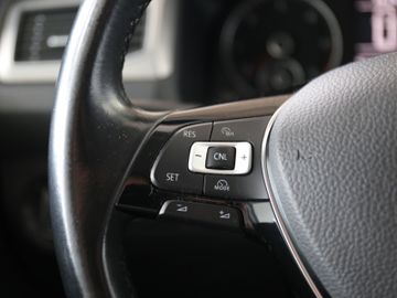 Volkswagen Caddy Maxi 2.0TDI COMFORT NAVI KLIMA SHZ 7SITZ