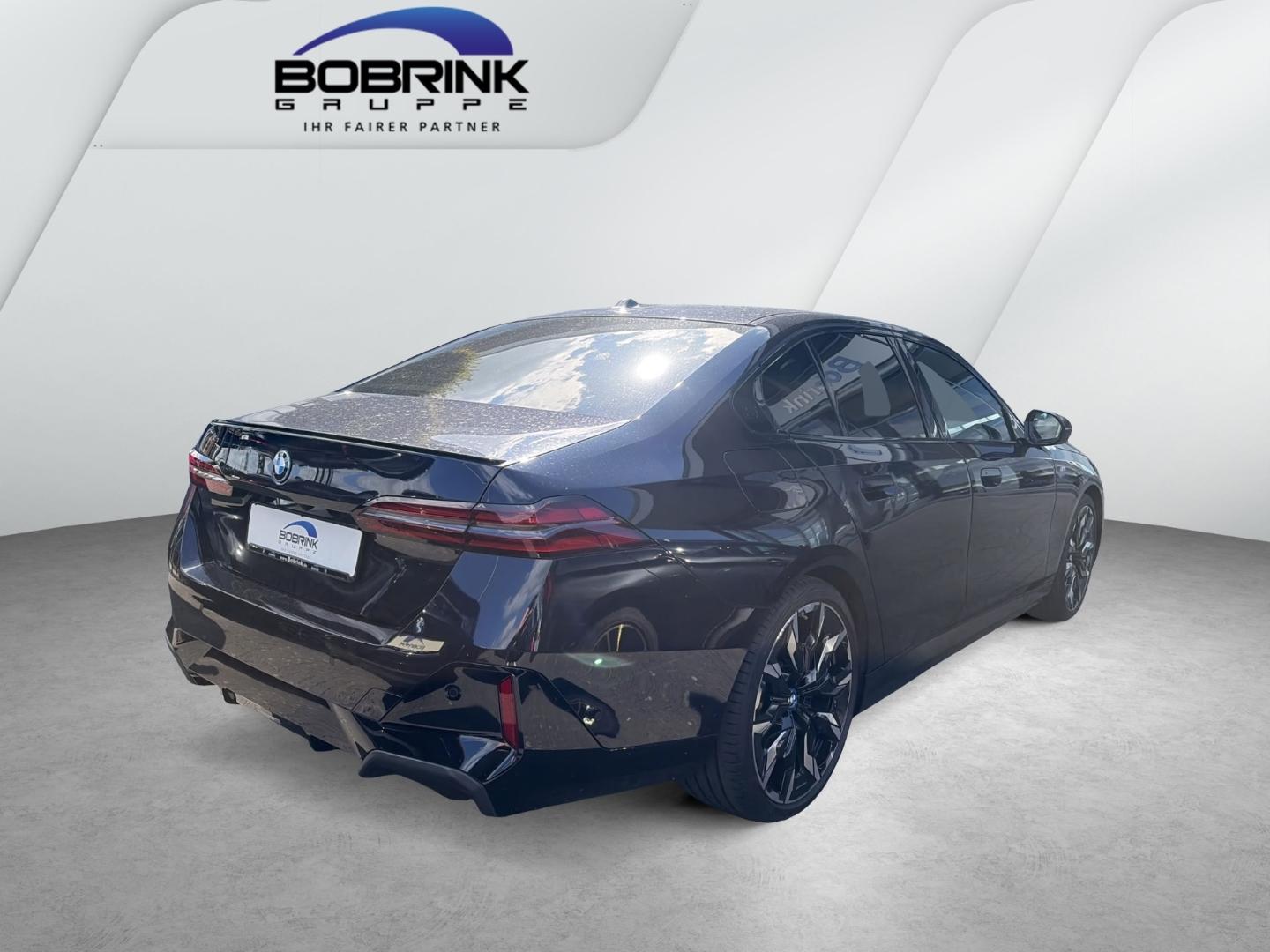 BMW 530 e Limousine M Sport Hybrid B&W Sitzklima Nav