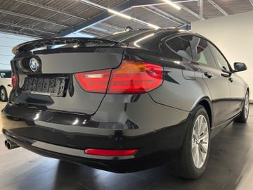 BMW 330 Gran Turismo - 3