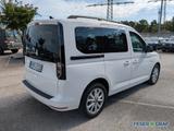Volkswagen Caddy 2,0 l TDI Life Kamera 7-Sitzer ACC LED APP - VW Caddy Gebrauchtwagen in Aachen