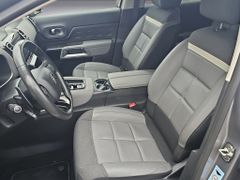 Fahrzeugabbildung Citroën C5 Aircross BlueHDI 180 EAT8 Shine