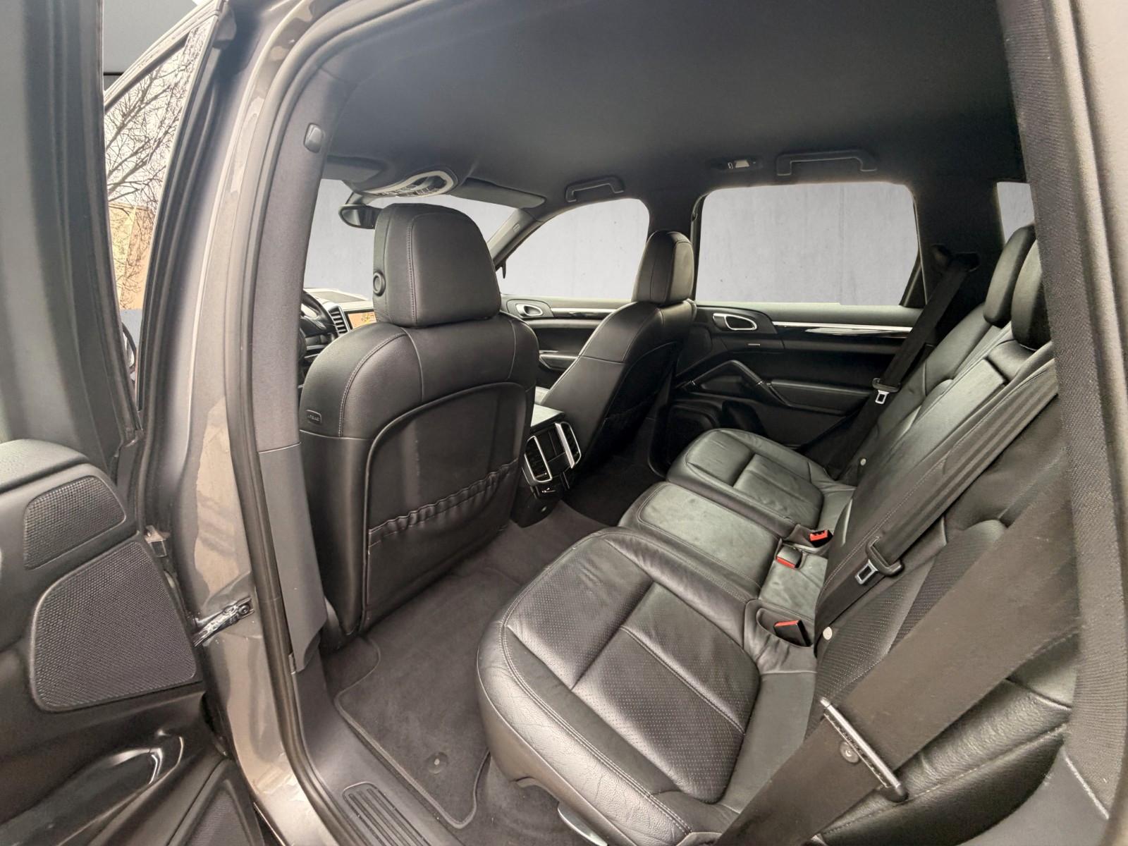 PORSCHE CAYENNE 245CH 4X4 BVA - ENTRETIEN COMPLET PORSCHE