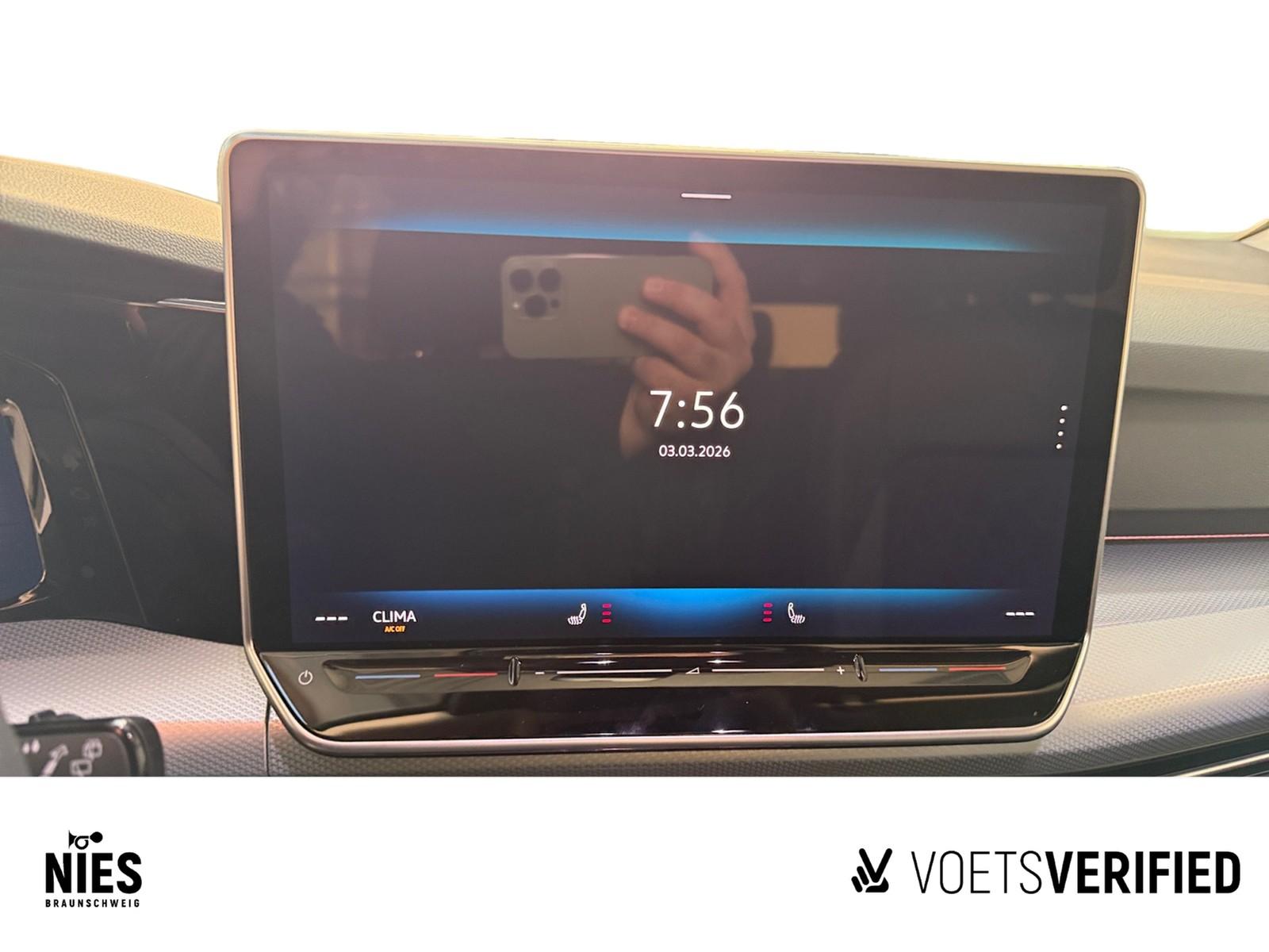 Volkswagen Golf VIII Variant Life 1.5 eTSI DSG LED+RearView, миниатюра 10