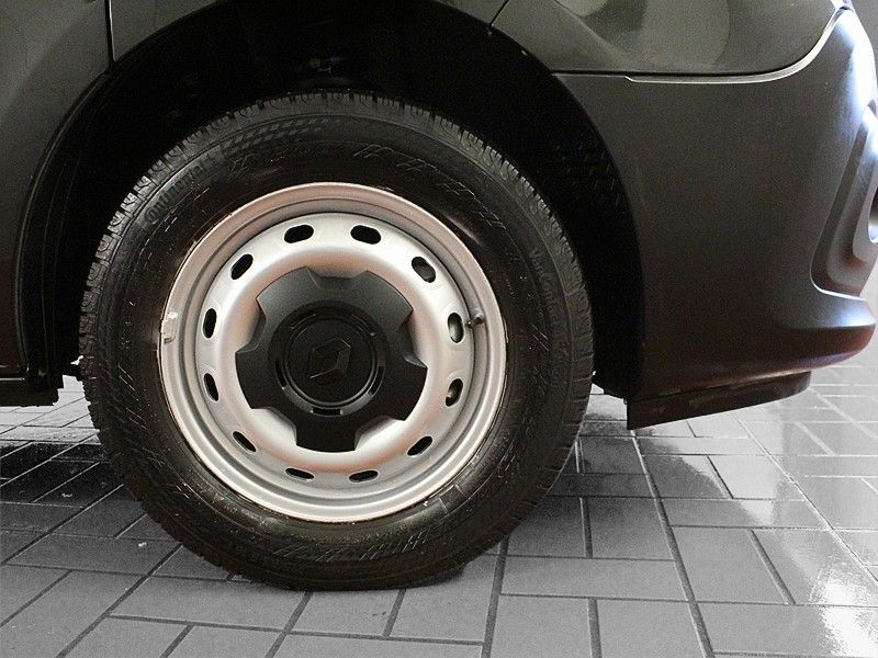 Fahrzeugabbildung Renault Trafic Grand dCi 145 L2H1 LKW 3.0t AHK