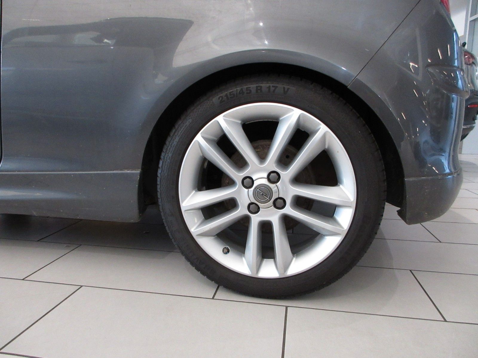 Fahrzeugabbildung Opel Corsa D Innovation 1.4 OPC/SHZ/LHZ/17"ALUPDC
