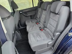 VW Touran Highline 2.0TDI 140PS 7Sitze Pano