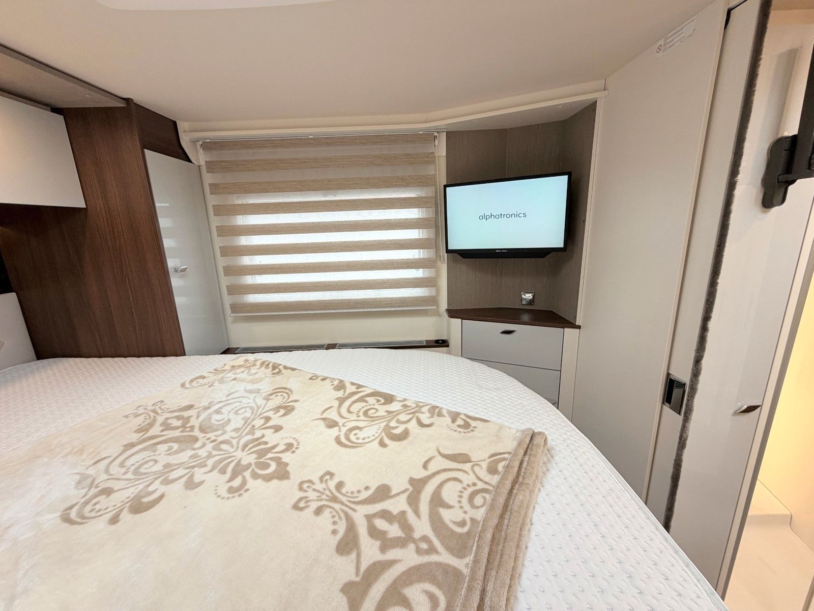 Fahrzeugabbildung Bürstner Elegance I 920 G