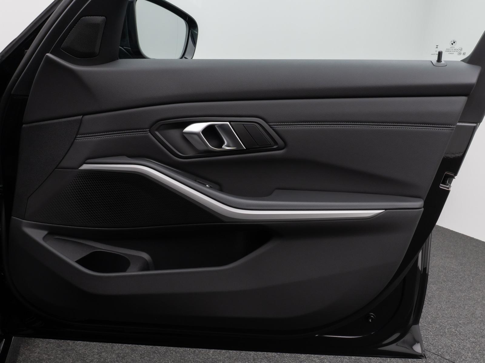 BMW 320 d Kamera DAB HiFi Leder Komfort Sport LED, миниатюра 30