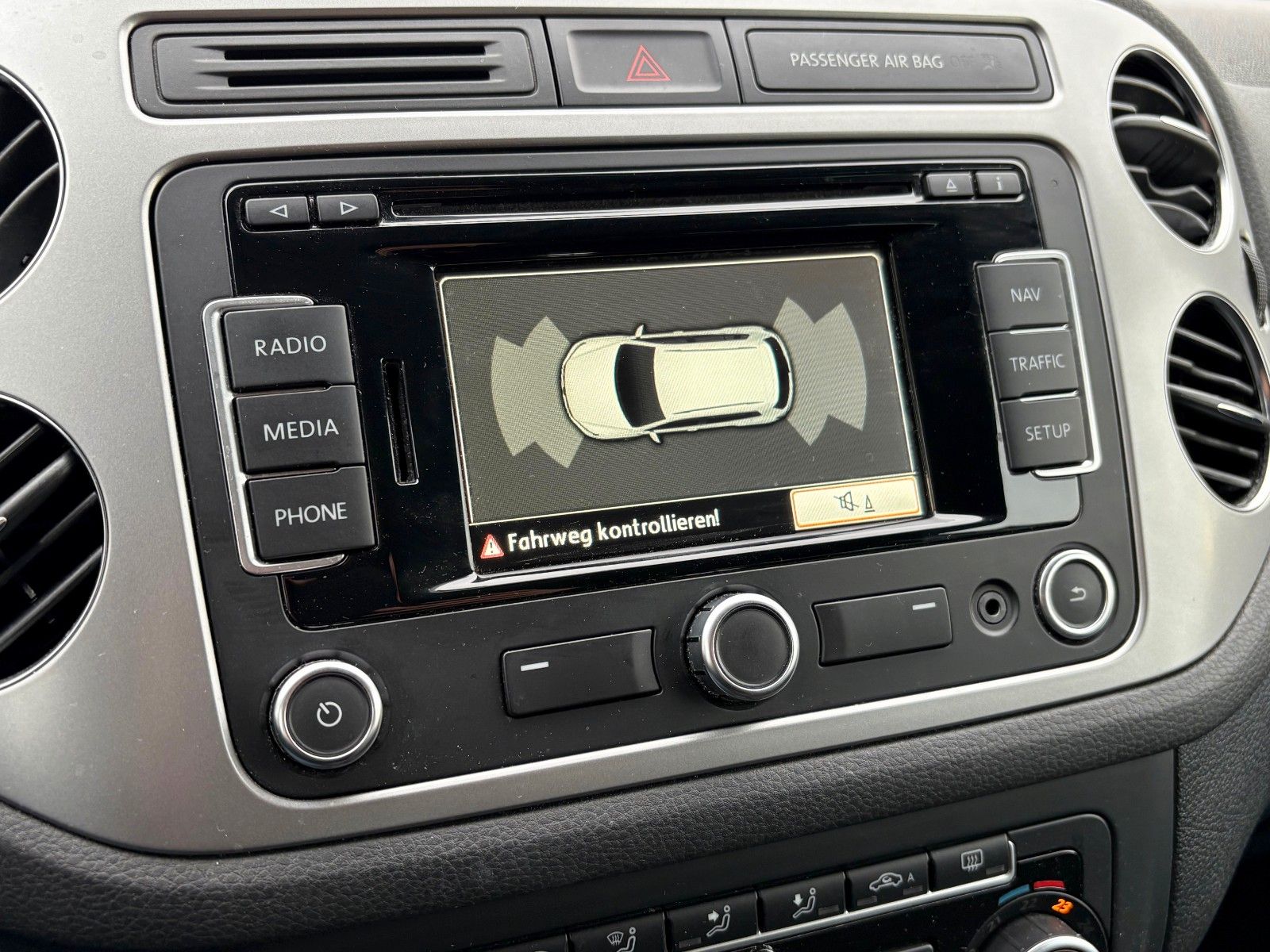 Fahrzeugabbildung Volkswagen Tiguan 1.4 TSI Cup Sport & Style Navi SPORTSITZE