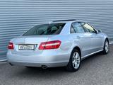 Mercedes-Benz E 300 CGI BlueEfficiency  Leder Navi Schiebedach - Mercedes-Benz E 300 aus 2012