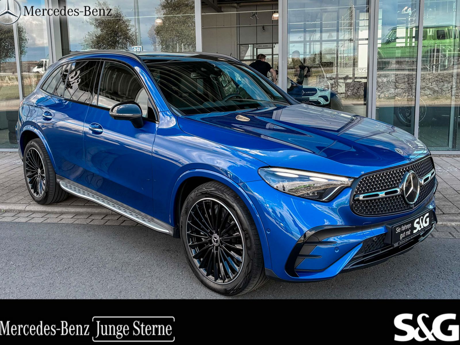 Mercedes-Benz GLC 300 4M AMG DIG-LED+Pano+HUD+Night+AHK+360° imagem 3
