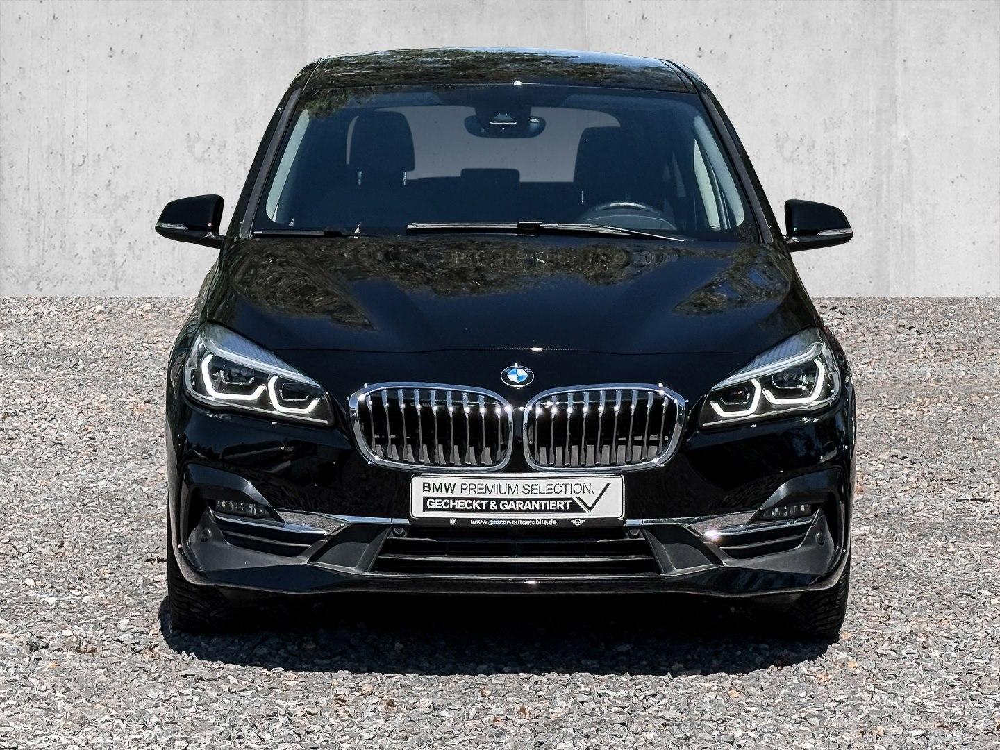 BMW 218d Luxury Line ACC RFK NAVI LED PDC DAB